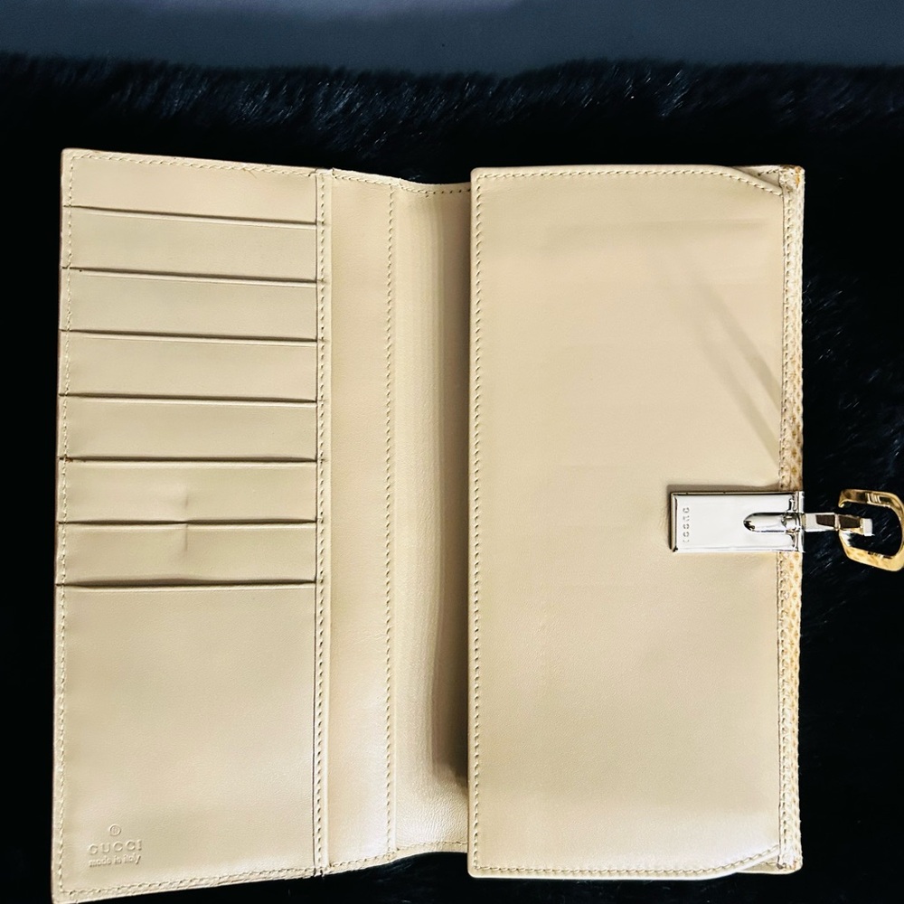 🔥 Gucci Snake/python Clutch Wallet (never worn) - Picture 4 of 11